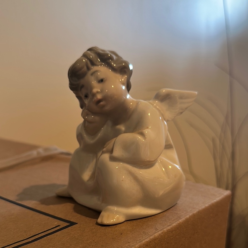Lladro Porcelain Angel Figurine - White